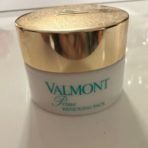 Valmont Skincare prime renewing pack